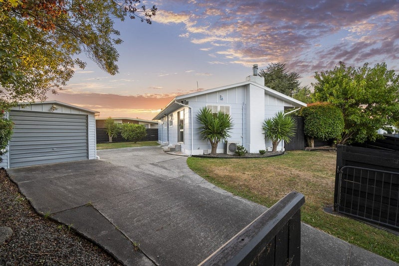 6 Kimberley Grove, Westbrook, Palmerston North - Carousel 1