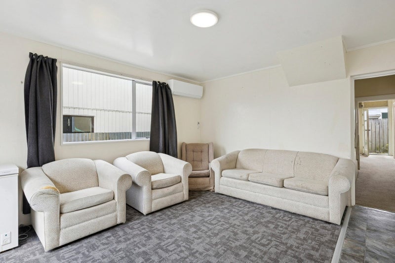 633 Castle Street, North Dunedin, Dunedin - Carousel 2