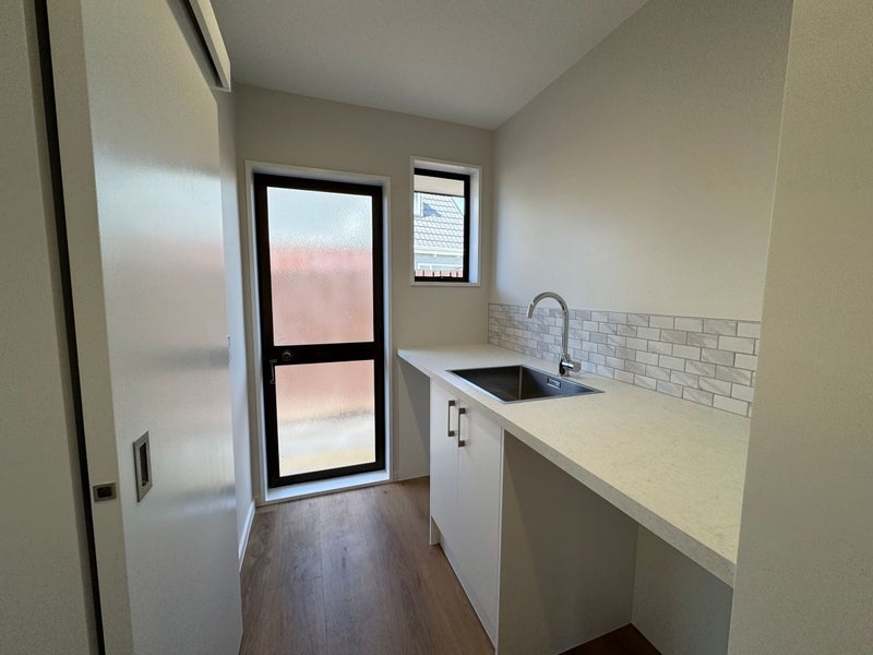 2 Pyatt Place, Redwood, Christchurch - Carousel 17