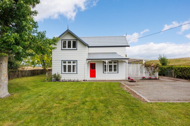 167 Stoney Creek Road, Kelvin Grove, Palmerston North - Carousel 1