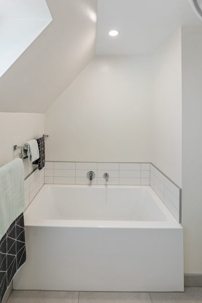 1/122 Office Road, Merivale, Christchurch - Carousel 21