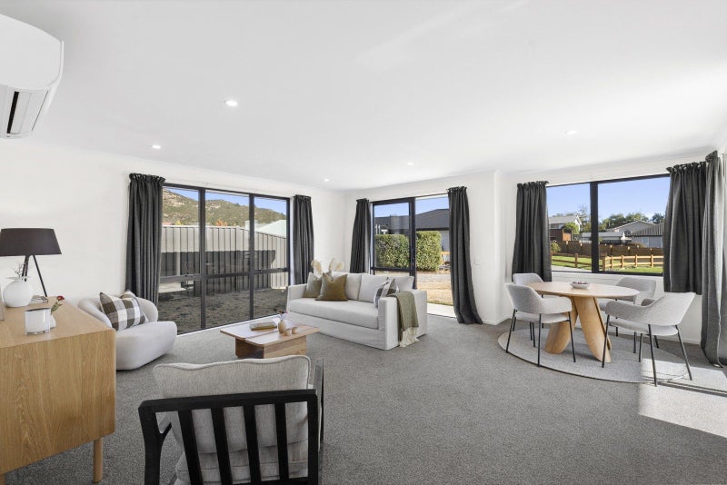 12 Hebbard Court, Albert Town, Wanaka, Otago - Carousel 2