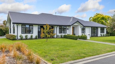 1 Leonie Lane, West Melton, West Melton - Carousel 1
