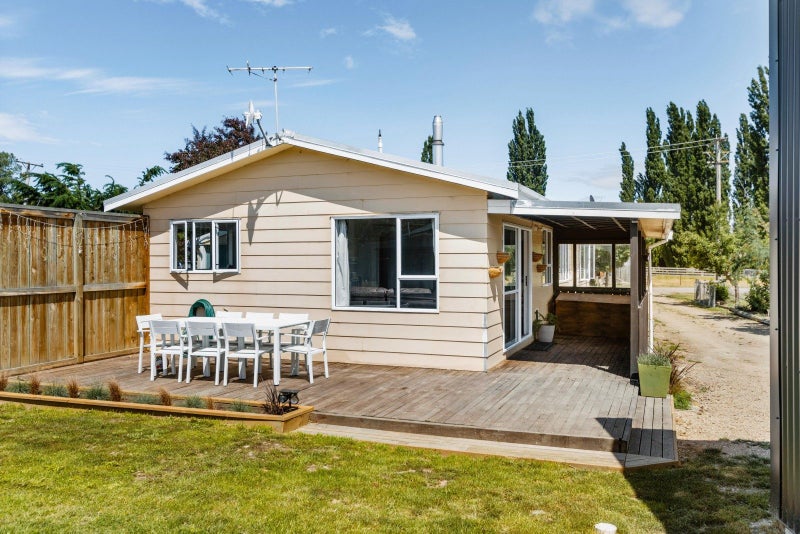 6 Hall Road, Patearoa, Ranfurly - Carousel 1
