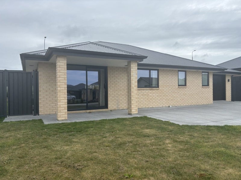 13 Royal Oak Crescent, Holmes Hill, Oamaru - Carousel 2