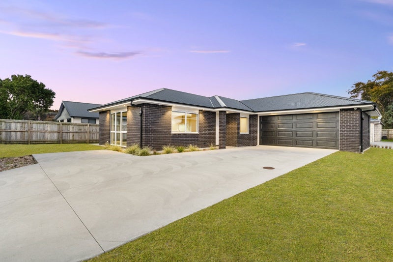 6 Carrick Robertson Place, Waihi - Carousel 1