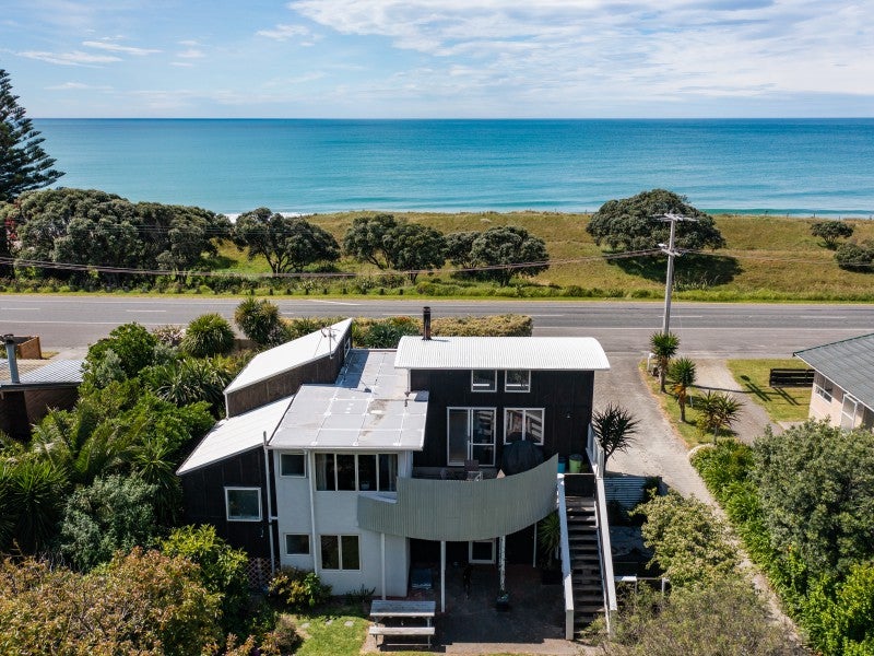 56 Moana Road, Okitu, Gisborne - Carousel 2