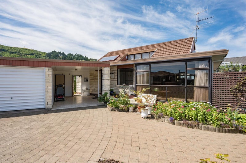 8 Majestic Way, The Wood, Nelson - Carousel 2