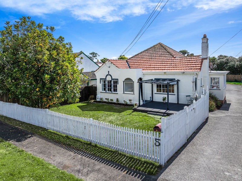 5 Radnor Road, Mount Roskill, Auckland - Carousel 2