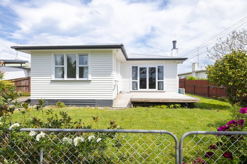 18 Birrell Street, Elgin, Gisborne - Carousel 1