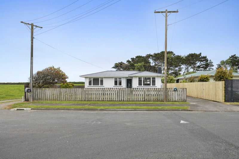 50 Ramanui Avenue, Hawera - Carousel 1