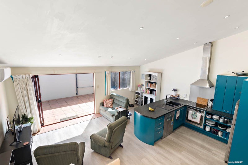 33B Florence Avenue, Orewa, Orewa - Carousel 16