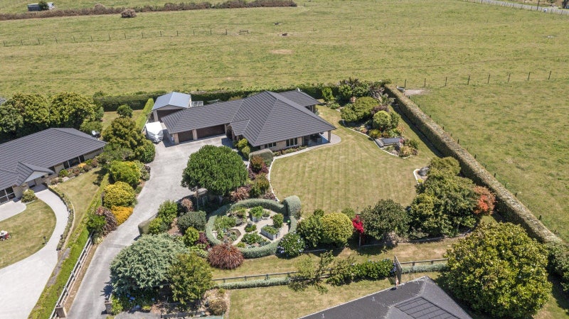 24C Manawapou Road, Hawera - Carousel 1