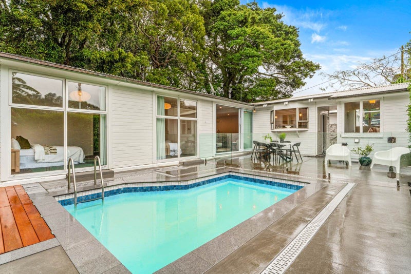 216 Onewa Road, Birkenhead, Auckland - Carousel 2