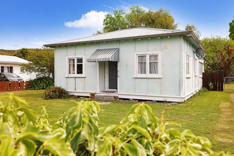 7 Endcliffe Road, Kaiti, Gisborne - Carousel 23