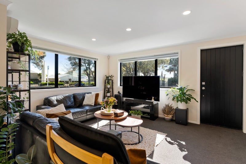 58A Mckenzie Road, Mangere Bridge, Auckland - Carousel 2