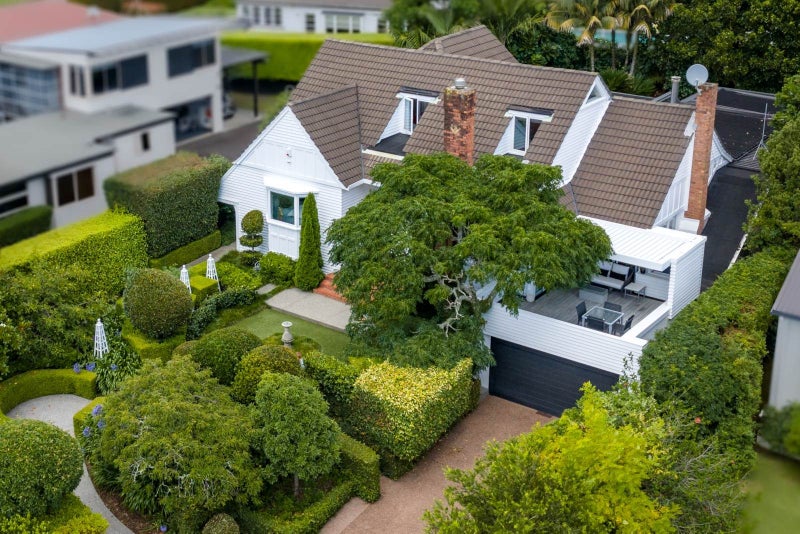 4 Brilliant Street, St Heliers, Auckland - Carousel 1