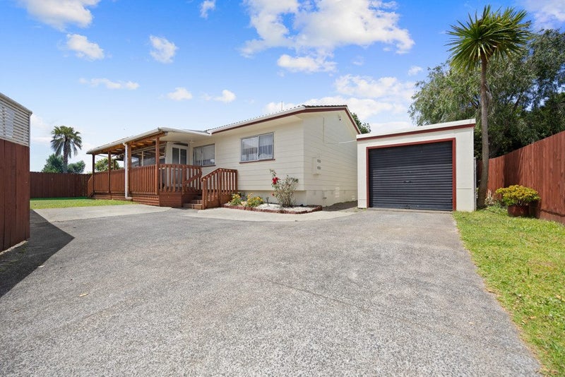 1/22 Bundena Place, Clendon Park, Auckland - Carousel 1