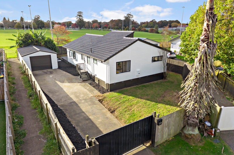 20 Anglers Way, Wattle Downs, Manukau City, Auckland - Carousel 1
