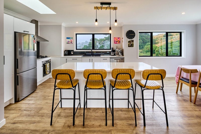 75 Erlestoke Crescent, Churton Park, Wellington - Carousel 1