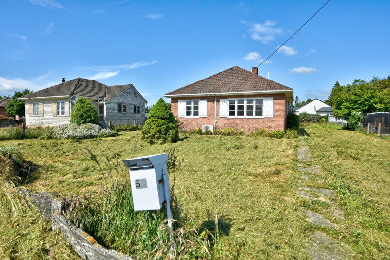 57 Albion Street, Mataura, Mataura - Carousel 1