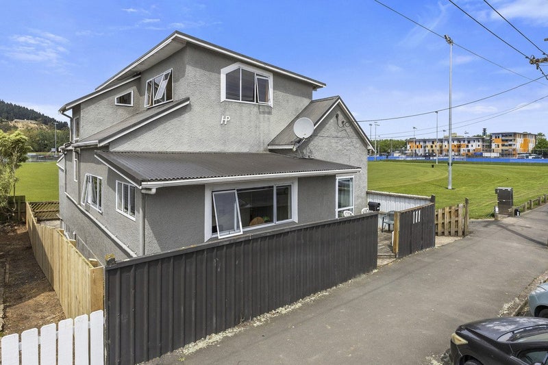 111 Harbour Terrace, North Dunedin, Dunedin - Carousel 1