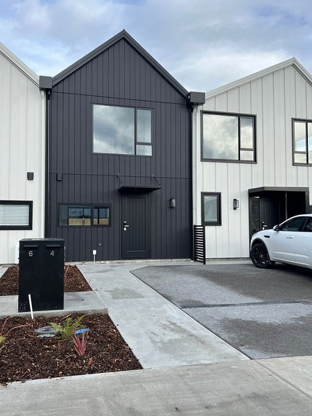 4 Don Money Street, Wallaceville, Upper Hutt - Carousel 1