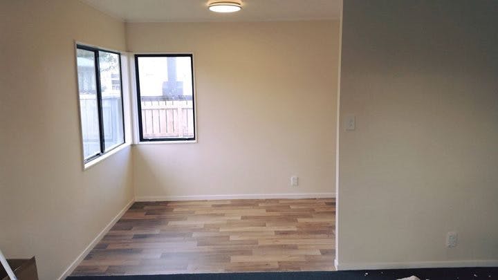 2/41 Vine Street, Mangere East, Auckland - Carousel 1