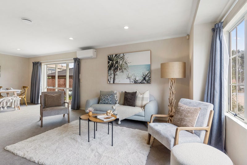 14 Avonglen Court, Wattle Downs, Auckland - Carousel 2