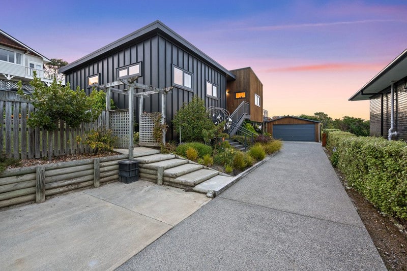 102 Moncks Spur Road, Redcliffs, Christchurch - Carousel 1