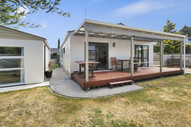 1/27 Candu Lane, Kinloch, Taupō - Carousel 1