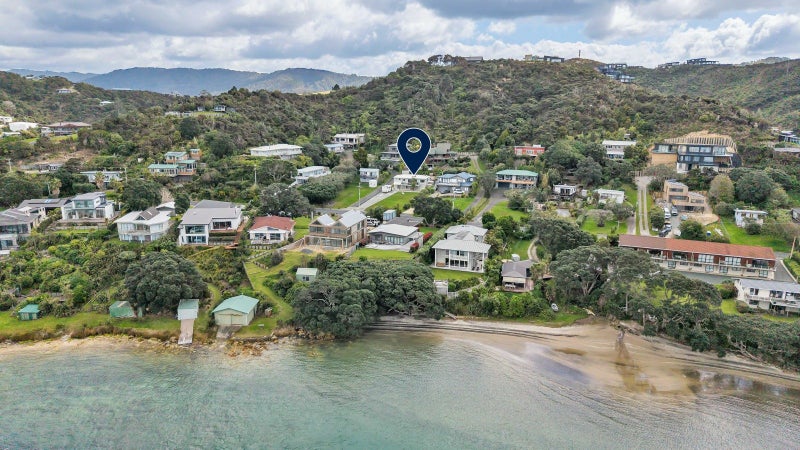 119 Wintle Street, Mangawhai Heads, Mangawhai - Carousel 1