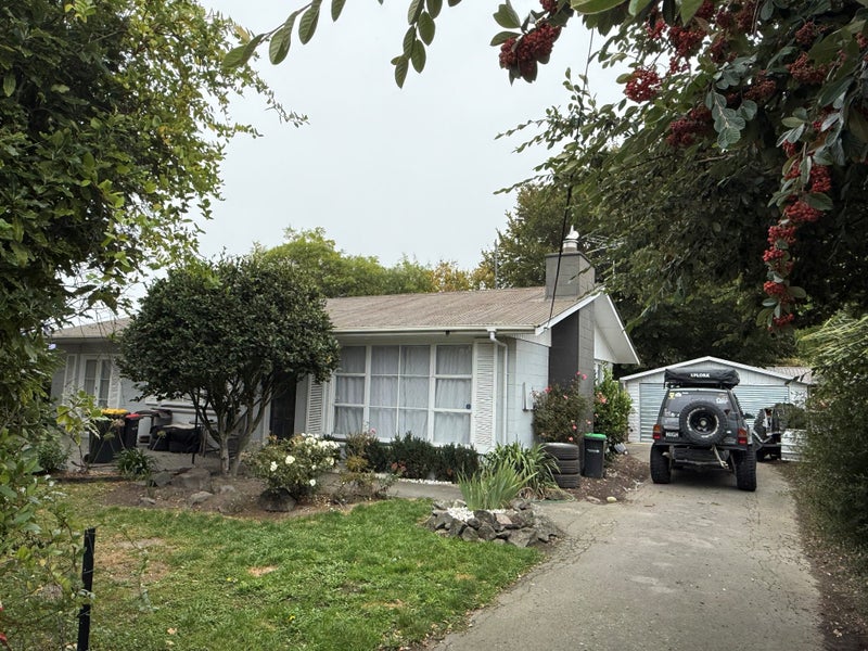 18 Erin Crescent, Mairehau, Christchurch - Carousel 1