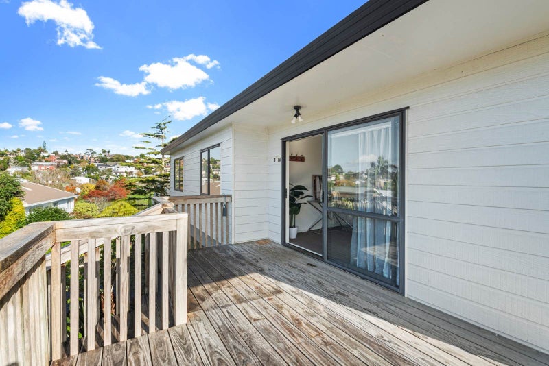 1/87 Athena Drive, Totara Vale, Auckland - Carousel 2