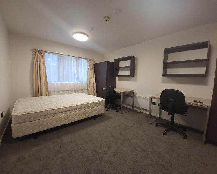 516/12 Martin Square, Te Aro, Wellington - Carousel 2