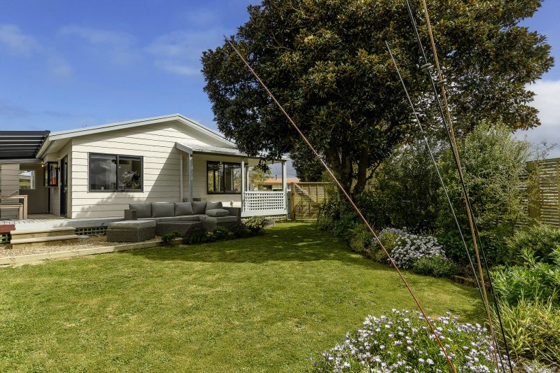 16B Riverlea Drive, Katikati - Carousel 1