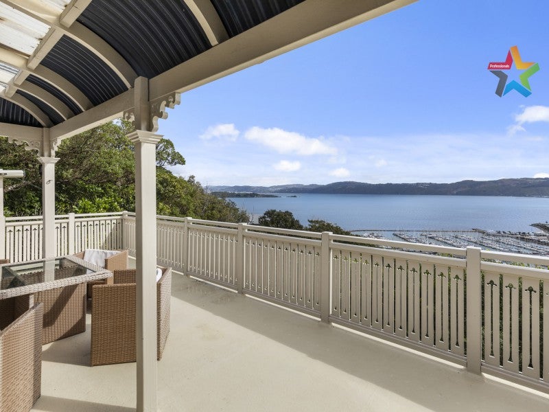12 Nikau Road, Point Howard, Lower Hutt - Carousel 2