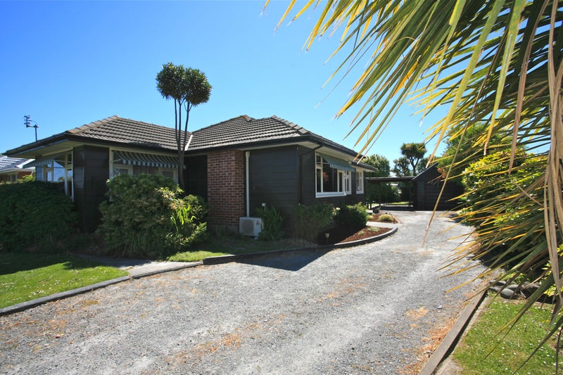 33 Evesham Crescent, Spreydon, Christchurch - Carousel 1