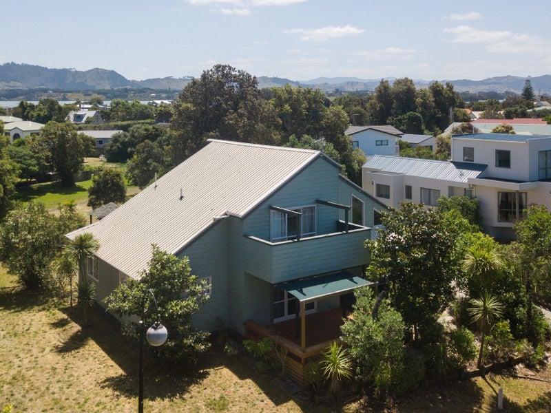 40 Papaunahi Road, Bowentown, Waihi Beach - Carousel 2