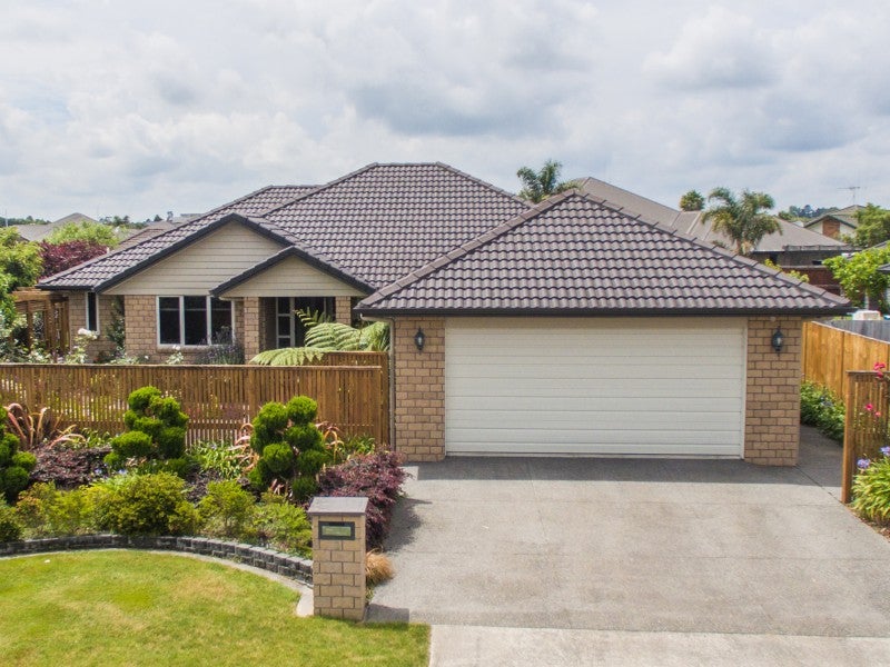 3 Aquila Crescent, Rototuna North, Hamilton - Carousel 26