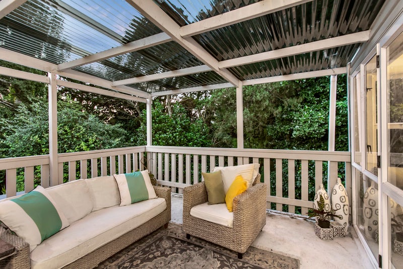 20 SCENIC DRIVE , Hill Park , Titirangi  - Carousel 2