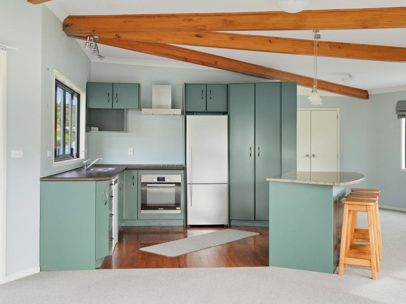 3A Sea Crest Place, Bowentown, Waihi Beach - Carousel 2