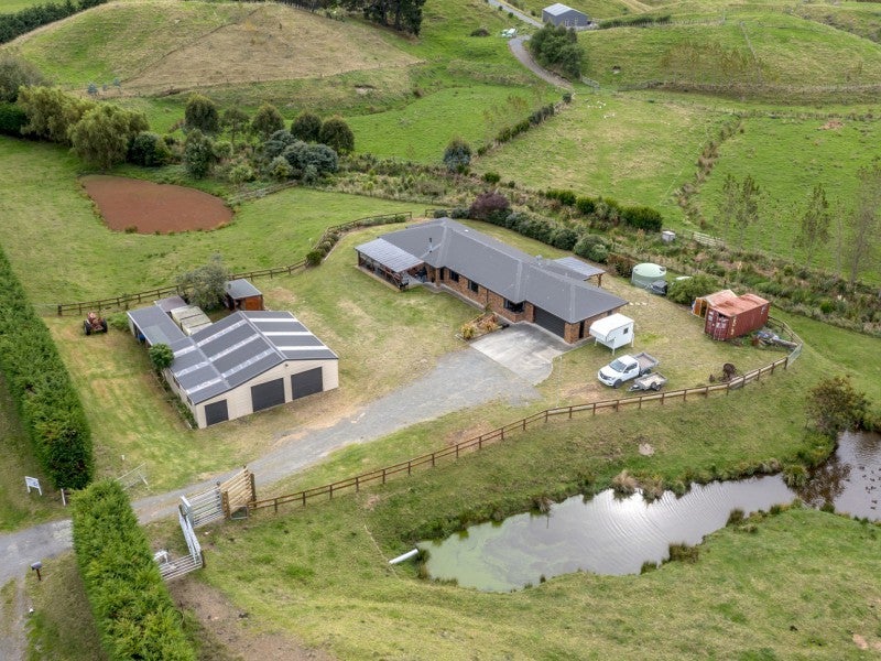 237 Pukenamu Road, Te Horo - Carousel 2