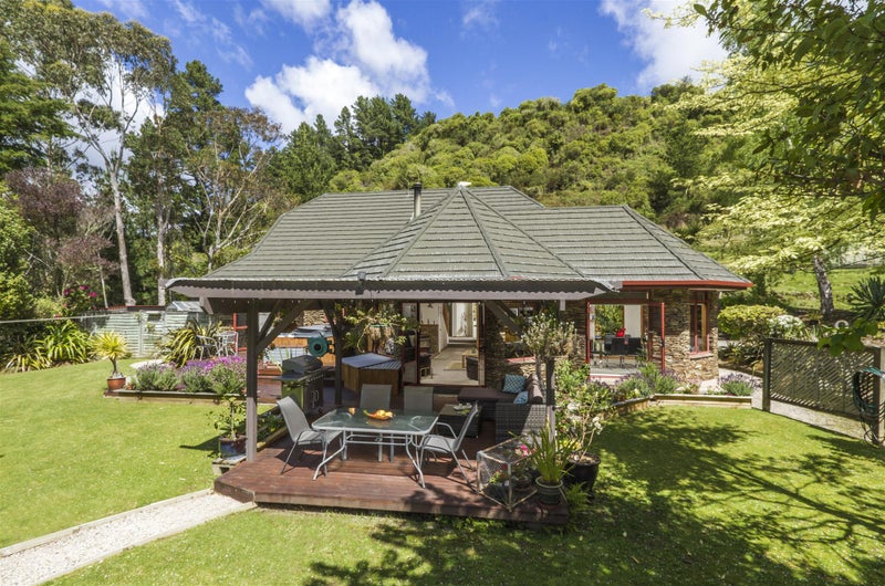 138 Teal Valley Road, Nelson - Carousel 2