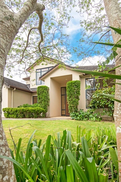 35 Westerham Drive, Dannemora, Auckland - Carousel 1