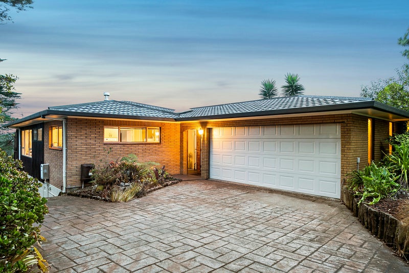 Property Valuation for 12 Glenbush Place, Birkenhead, Auckland Trade