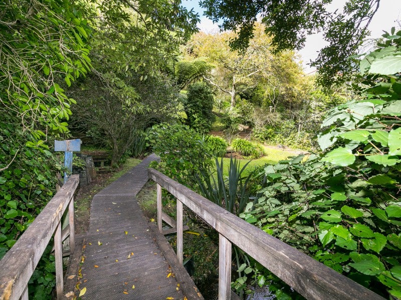 19 Curtis Street, Karori, Wellington - Carousel 2