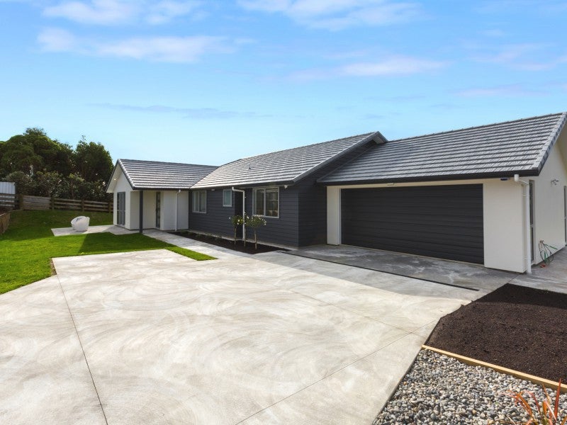 31A Gray Street, Pukerua Bay, Porirua - Carousel 1