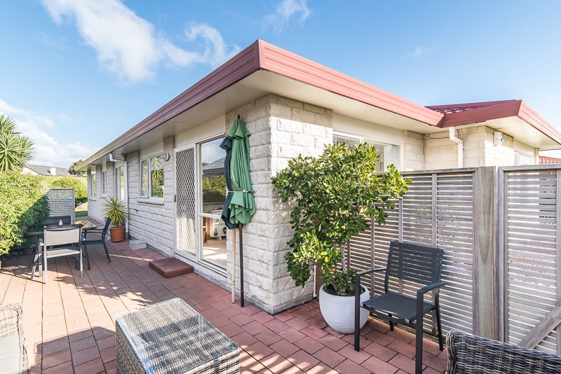 19 Sunburst Court, Paraparaumu Beach, Paraparaumu - Carousel 2