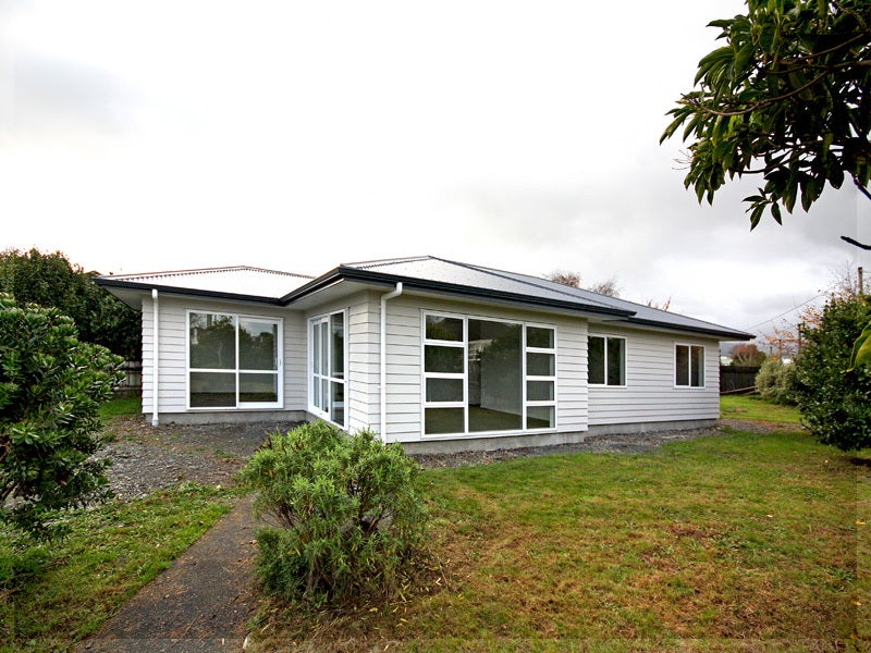 30 Winchester Street, Levin, Levin - Carousel 2